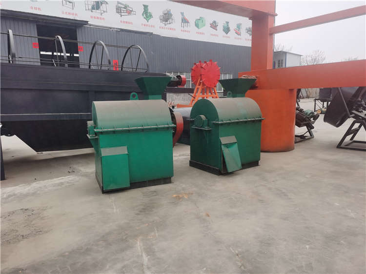猪粪发酵肥料半湿物料粉碎机,糖醛渣有机肥加工设备,木薯渣破碎机,下料顺畅