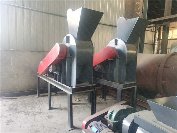 中药渣菌菇渣物料破碎机 兴达有机肥立式双级粉碎机 羊粪块状肥料打碎机 生产线设备