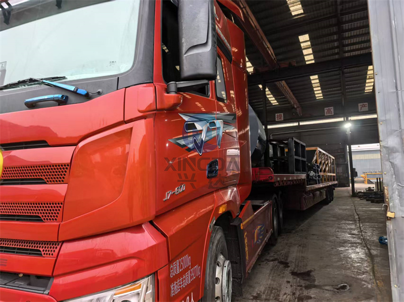 �ڶ�����Ϊ���ݿͻ�����Ŀ����л�